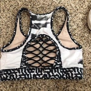Lululemon sports bra